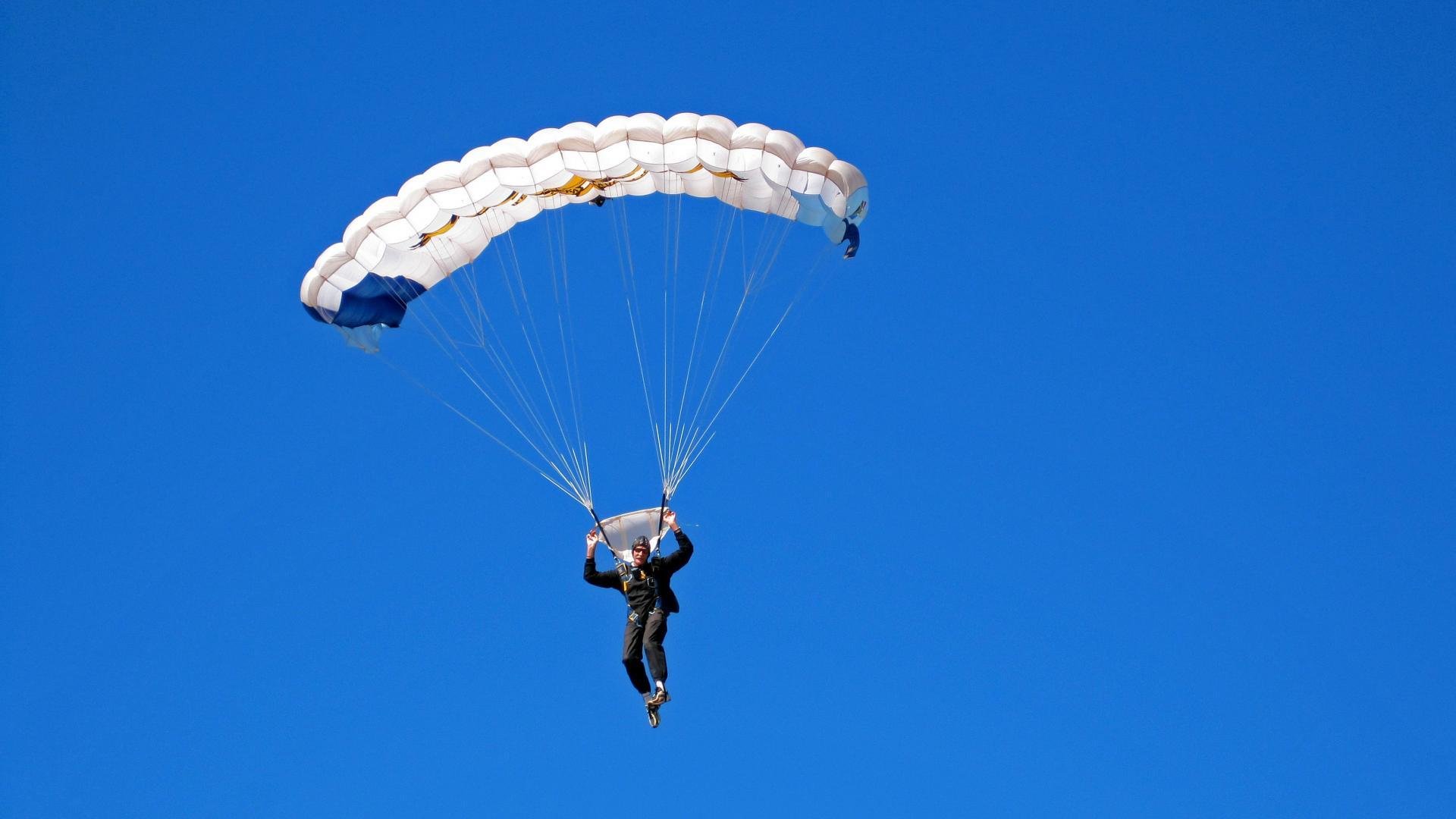 反败为胜：逆境中爆发的团队精神，反败为胜的话语