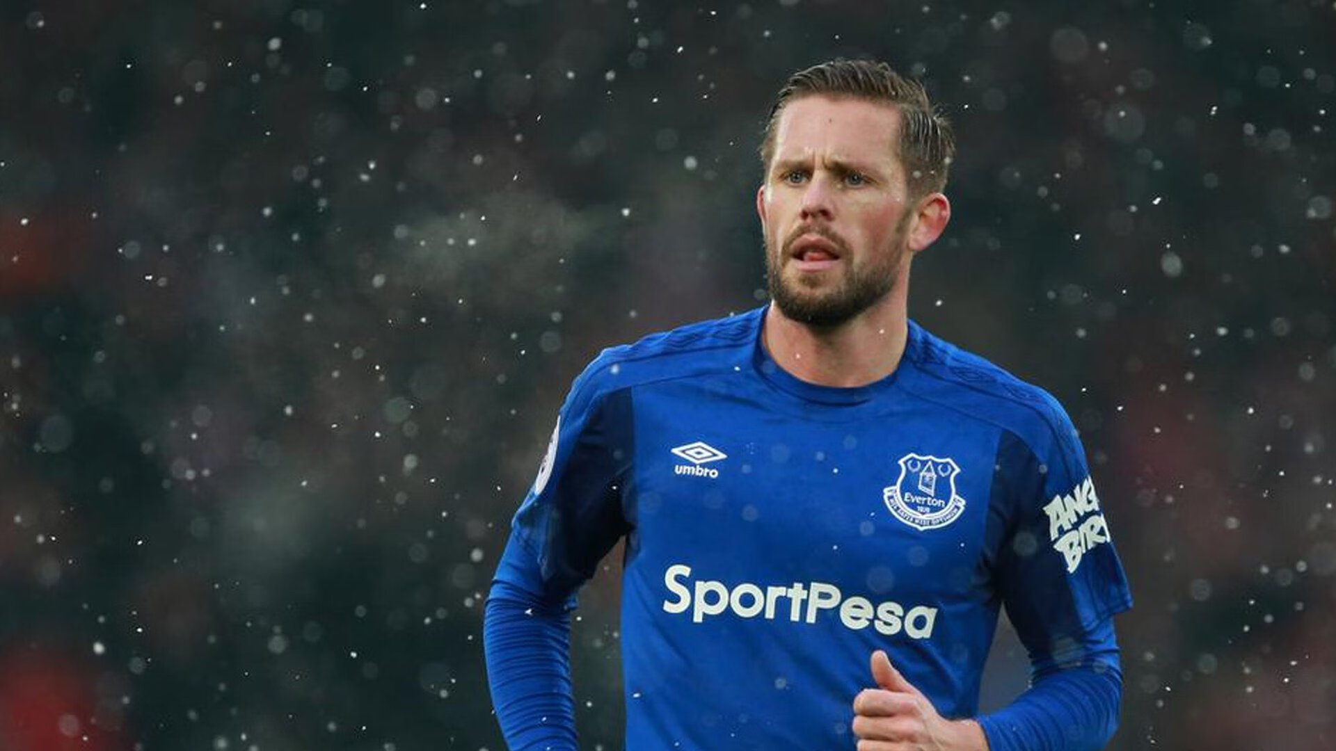 青训技术革新应用频繁，虚拟仿真等新设备助力深度训练，青训体系是什么意思